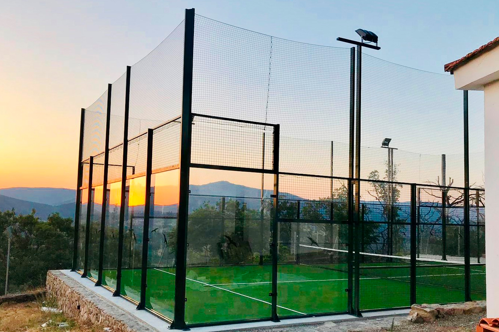 Galeria-deportes-instalaciones-deportivas-pistas-de-padel-4-Casa-Cumbre